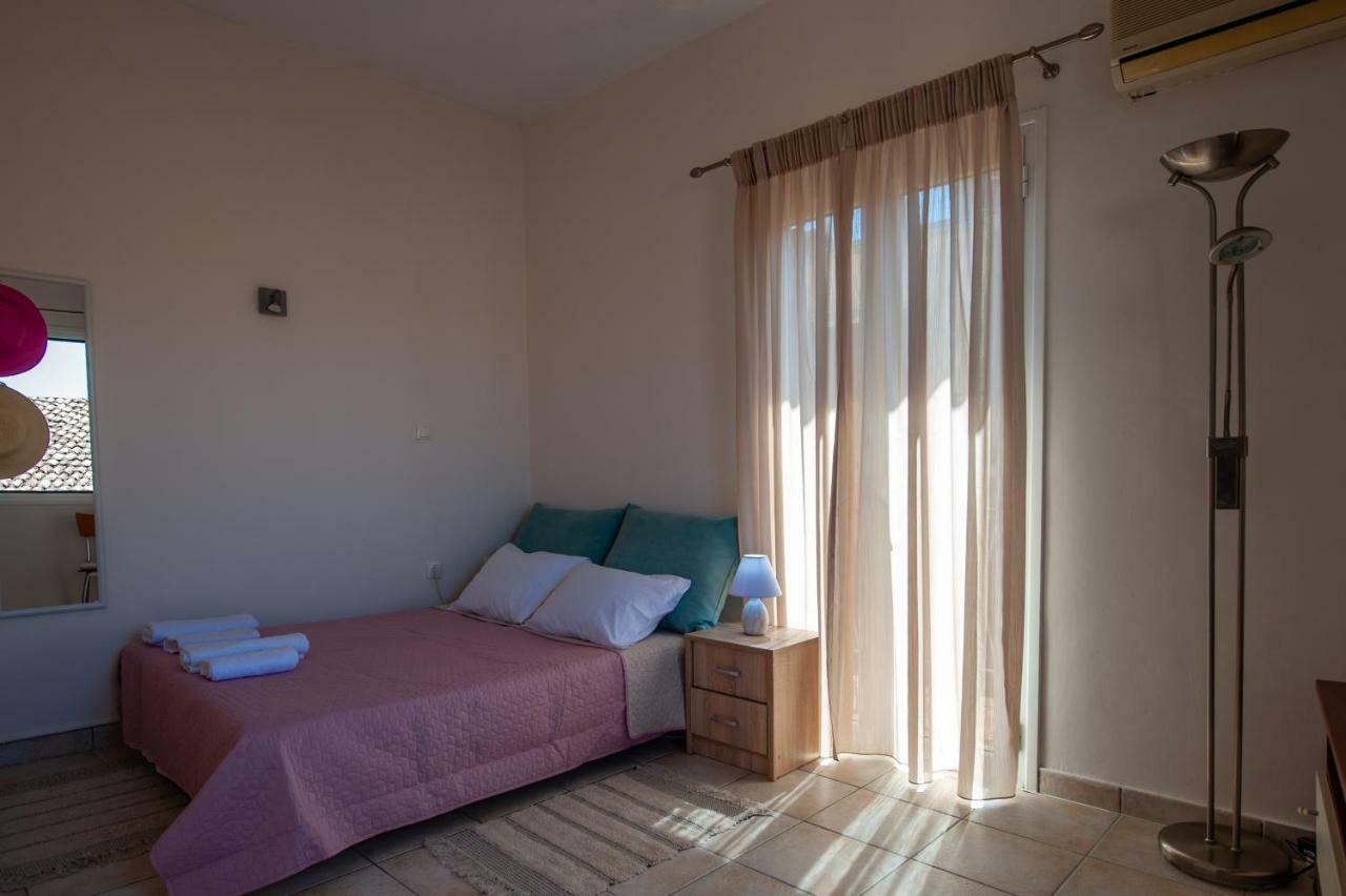 A Small In The Center Of The Old Town Apartment Corfu (city)