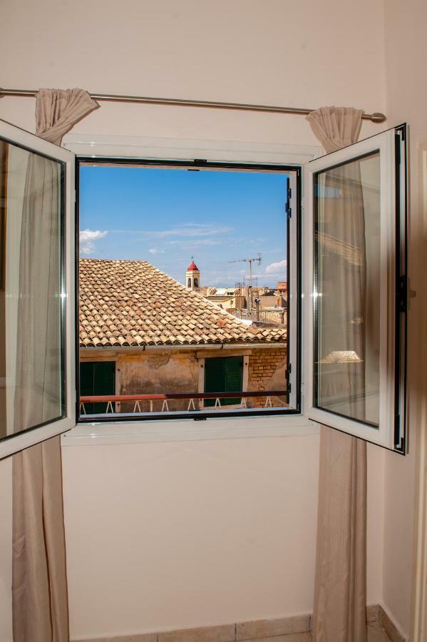 A Small In The Center Of The Old Town Apartment Corfu (city)
